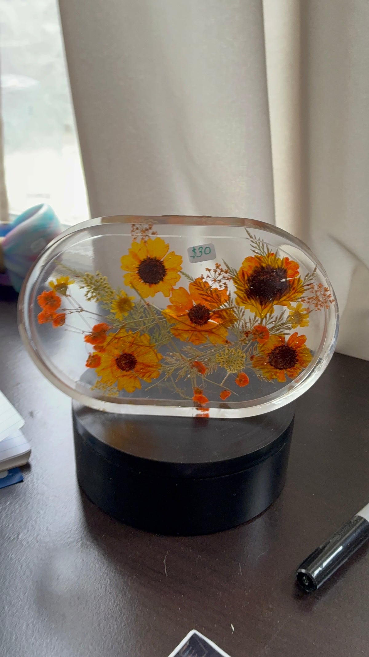 Pressed Wildflower Oval Resin Trinket Tray – Handmade Botanical Catch-All – additional product view