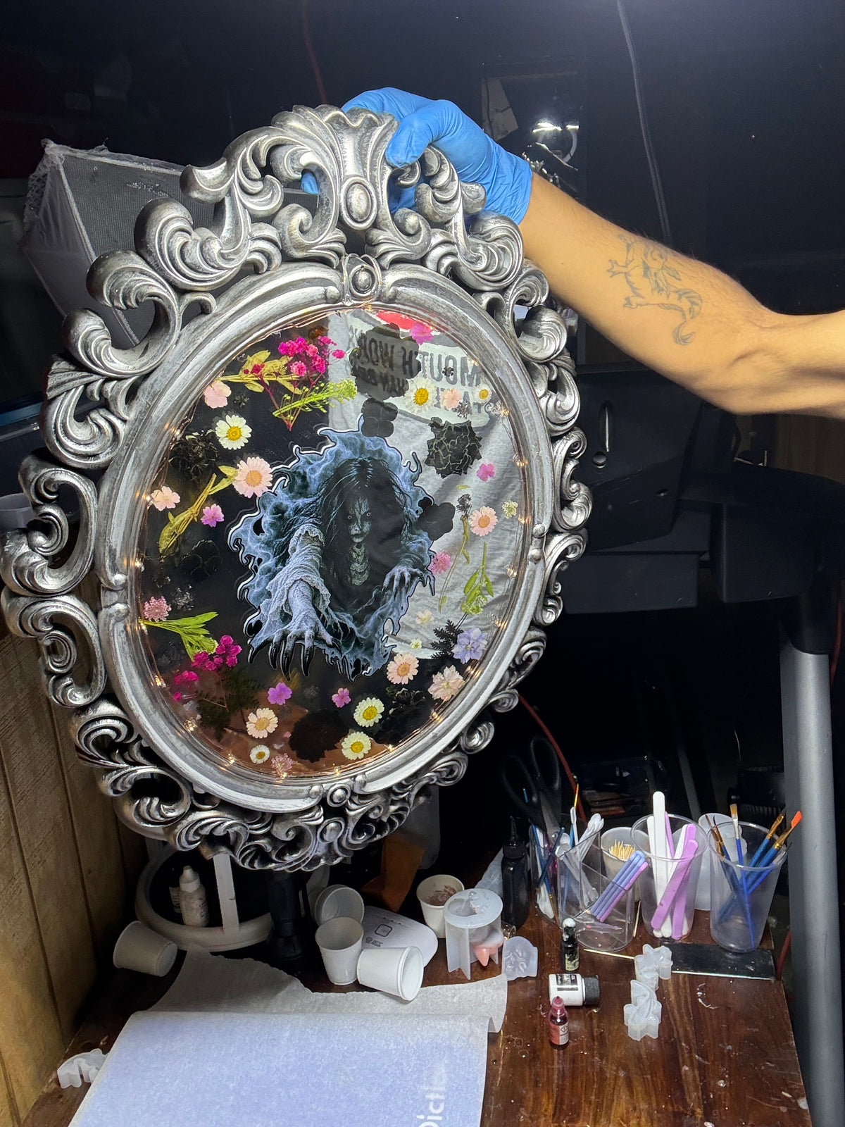 Gothic Pressed Flower Resin Mirror with LED Lights – “She Rises” – additional product view