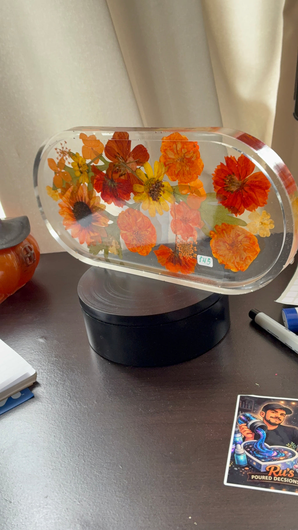 Pressed Autumn Wildflower Resin Tray — One of a Kind Botanical Art – additional product view