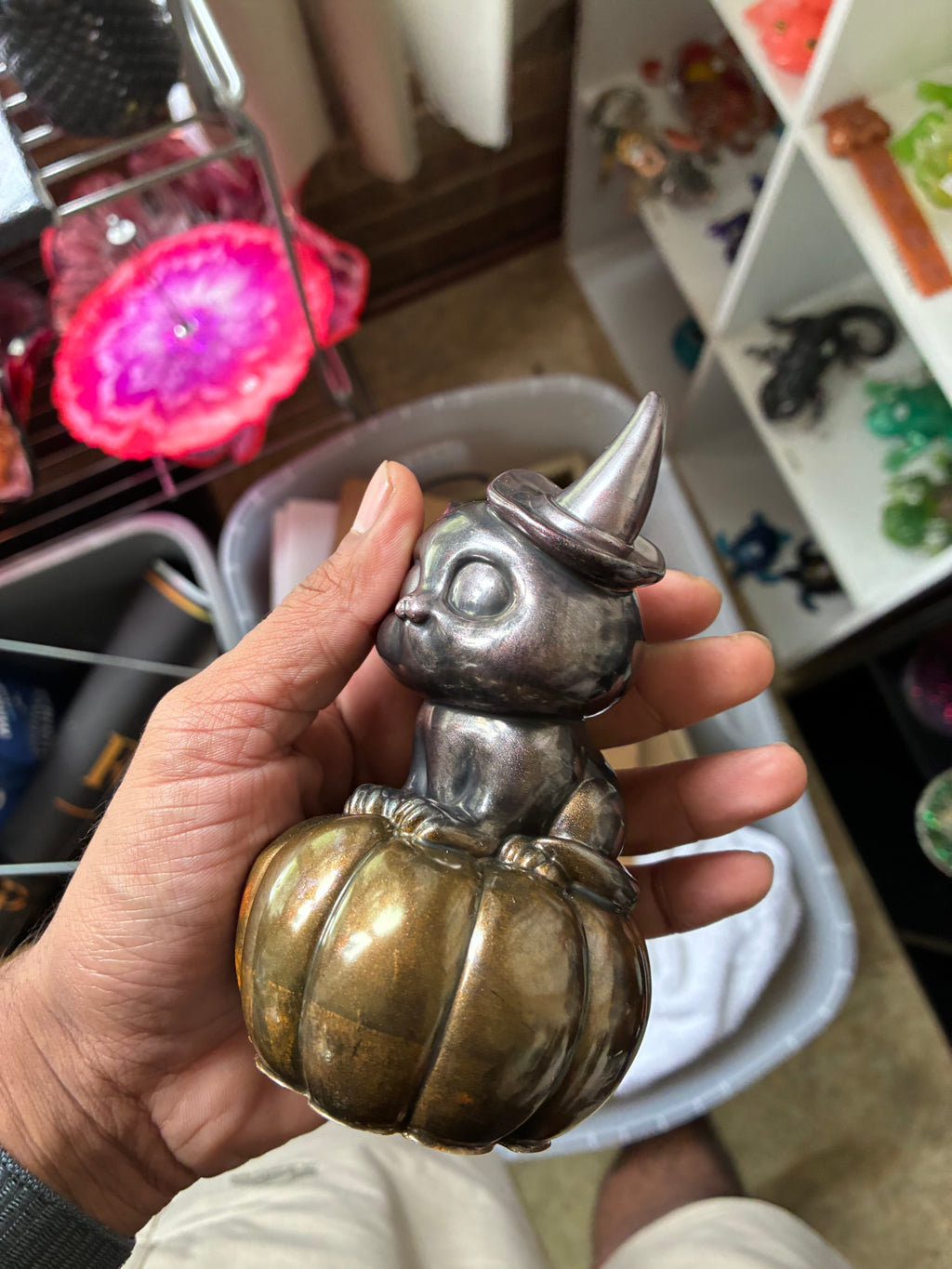Mystic Pumpkin Cat Witch Figurine – Hand-Painted Black & Gold Resin Halloween Decor – additional product view