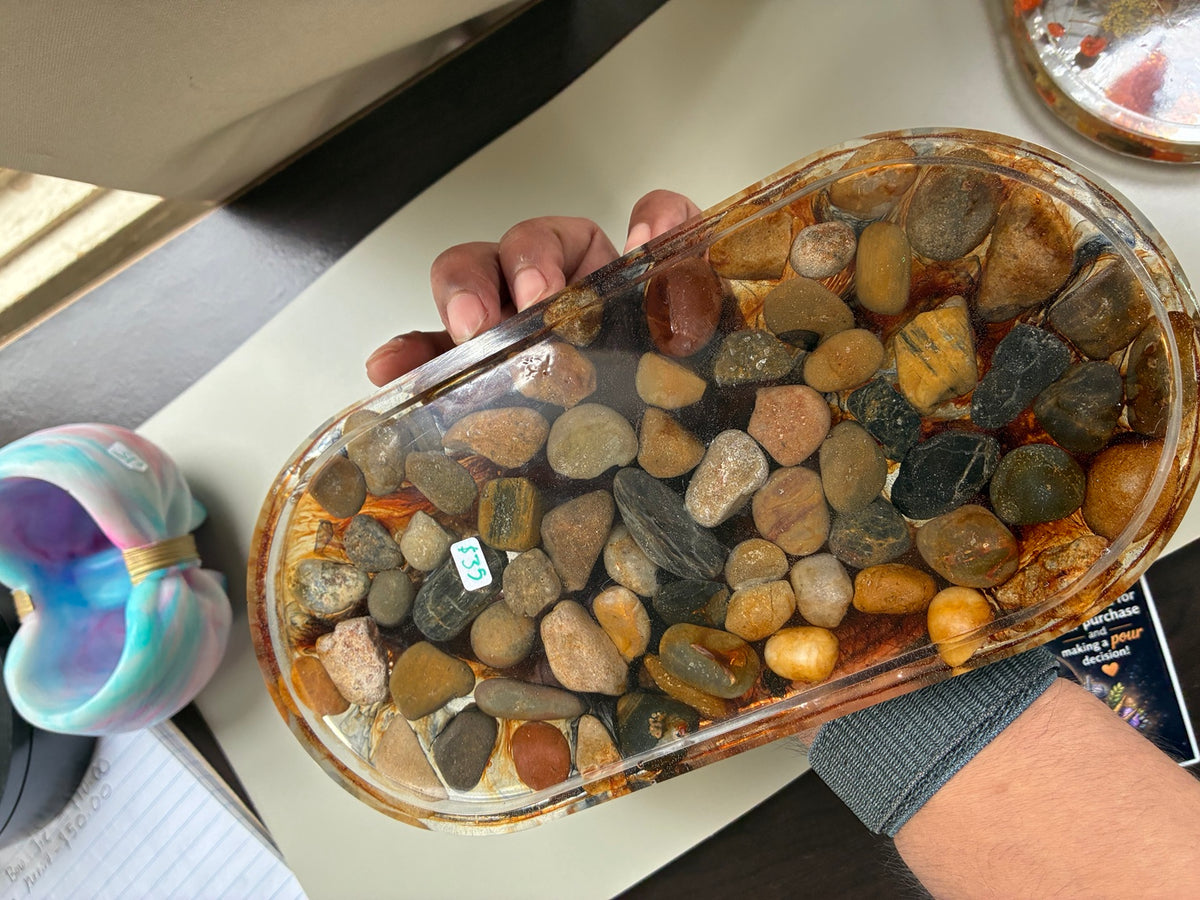 Handmade natural stone resin tray