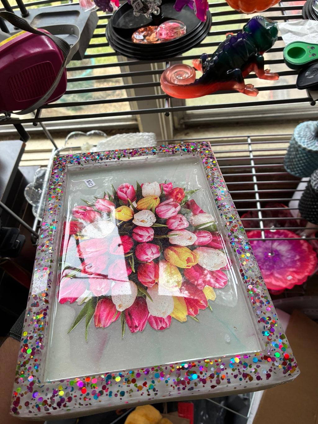 Floral resin tray detail