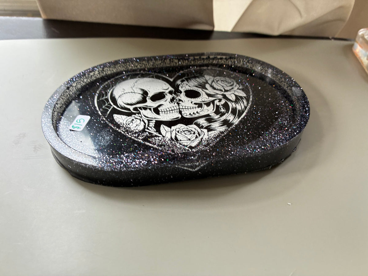 Black glitter Halloween resin catch-all tray with skull couple design view 2
