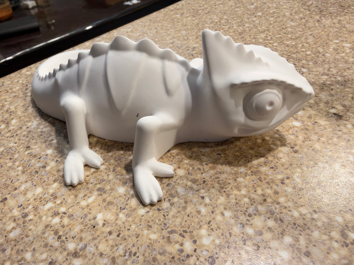 Unpainted ceramic resin chameleon casting